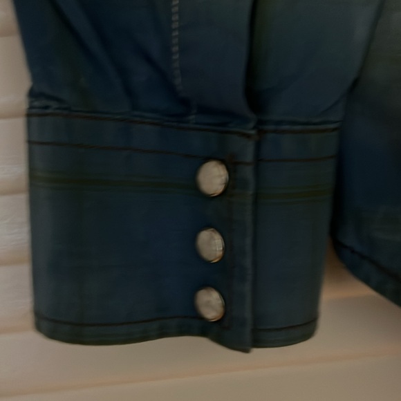 Vintage cotton Wrangler hand tie-dyed button down shirt. - Picture 3 of 5